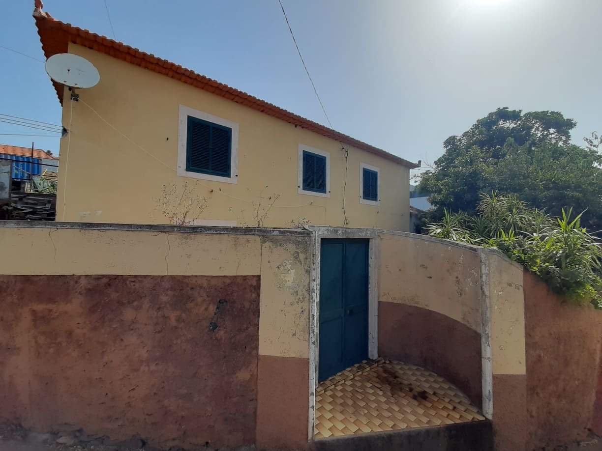 House where my gran was born and where her parents lived. Also told this is where grandpas grandparents lived/or where his grandfather grew up
